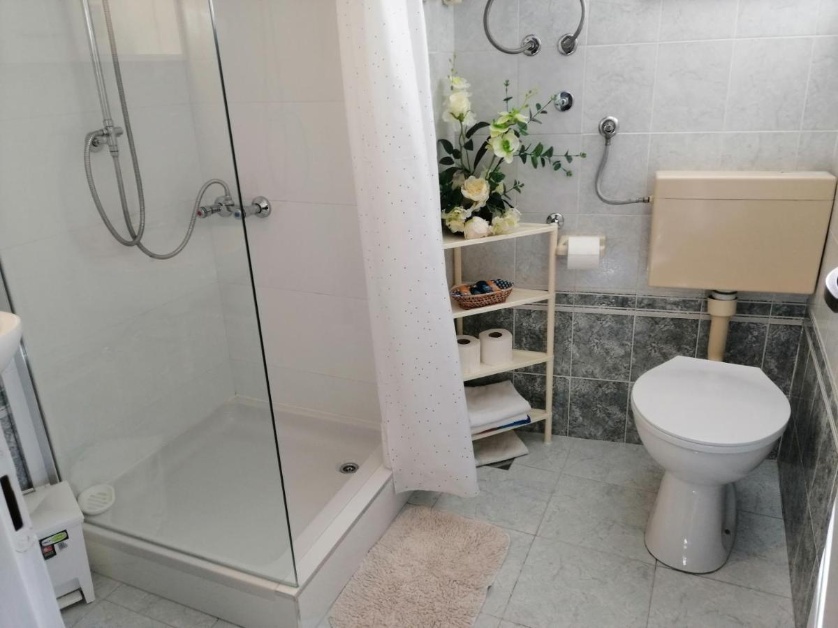 Studio Apartments Kuljis ヴィス エクステリア 写真