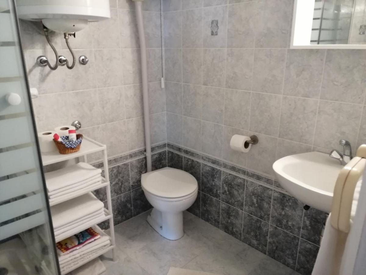 Studio Apartments Kuljis ヴィス エクステリア 写真