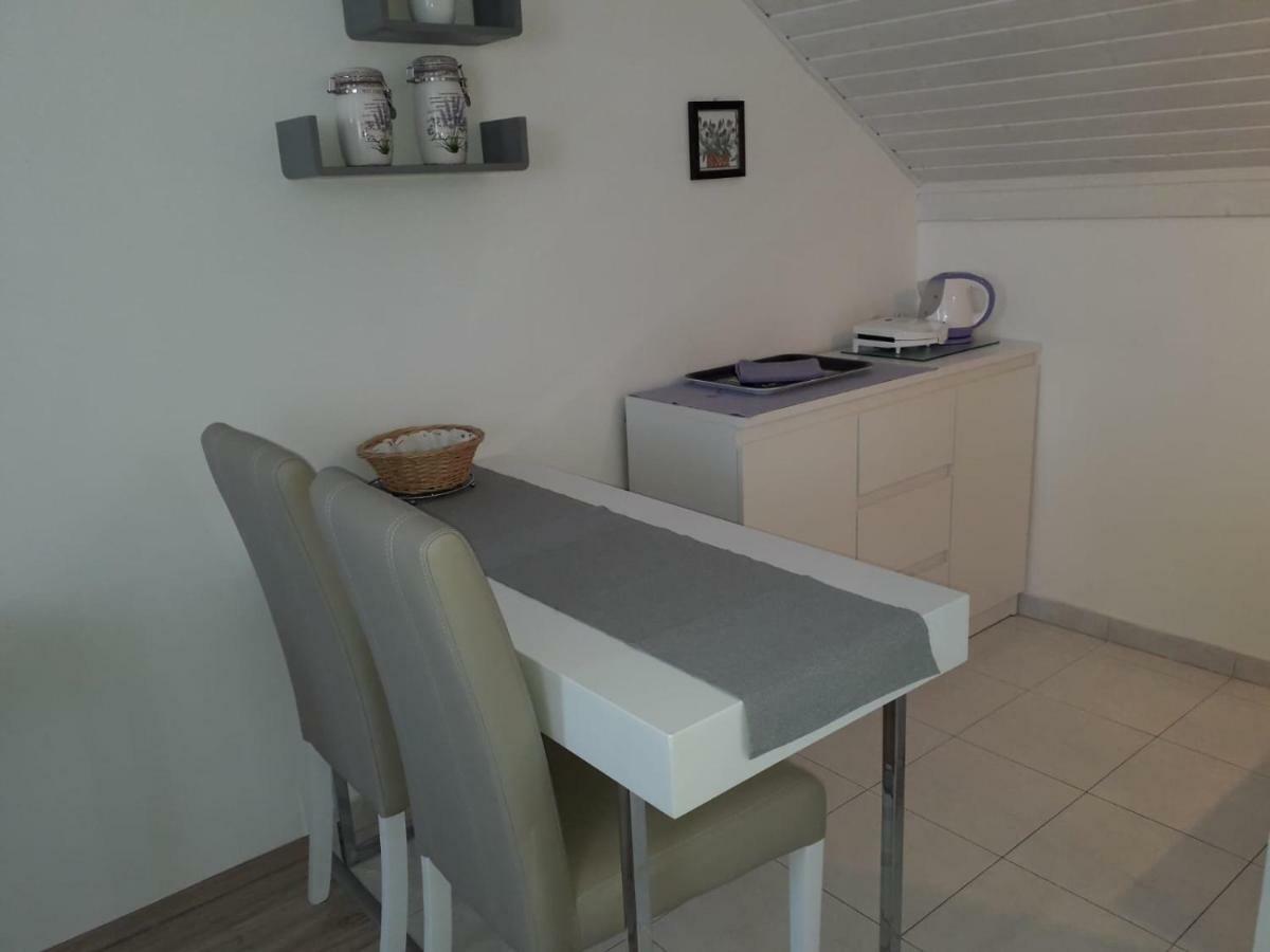 Studio Apartments Kuljis ヴィス エクステリア 写真